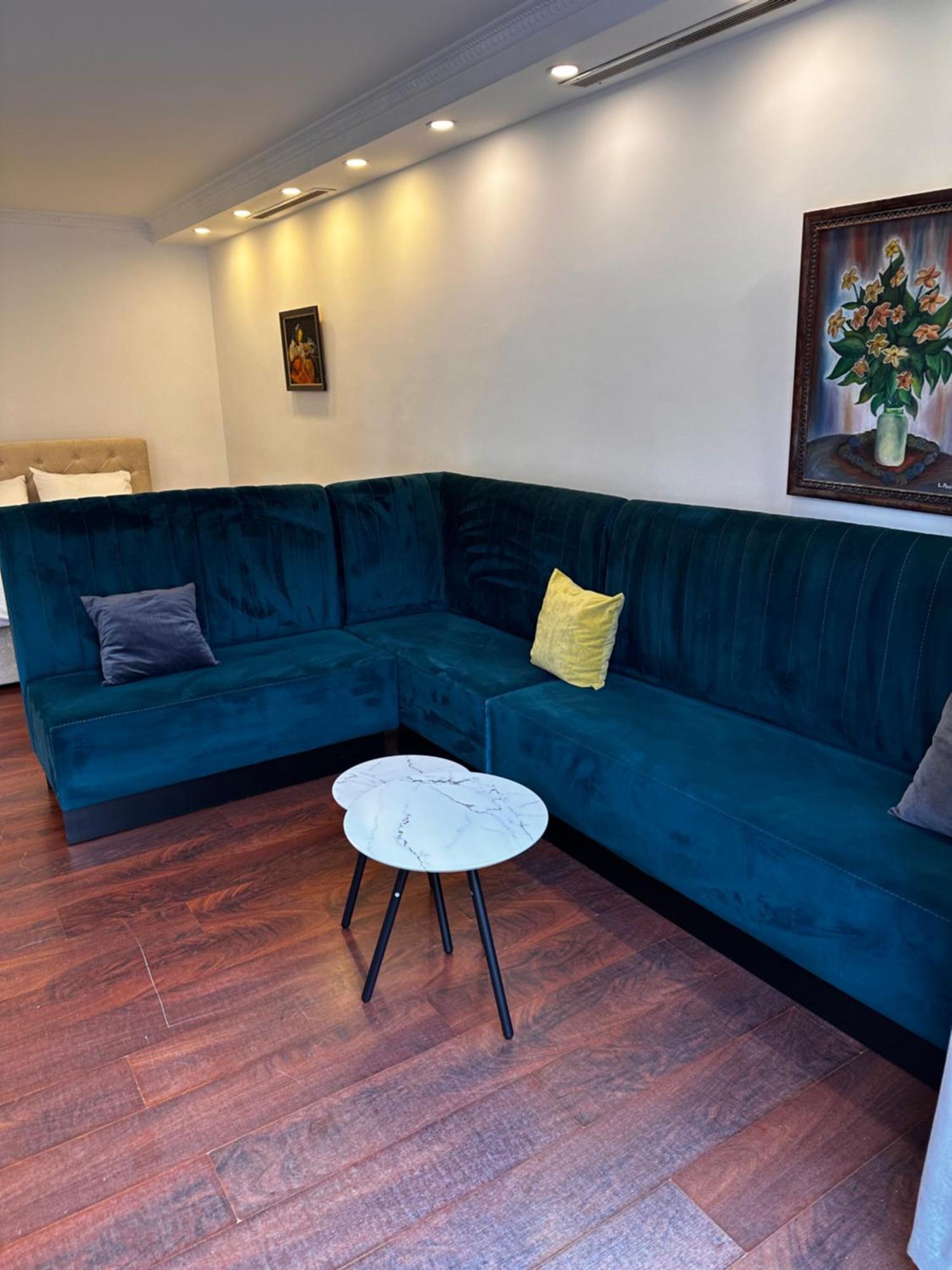 Studio In Bllok Тирана Экстерьер фото